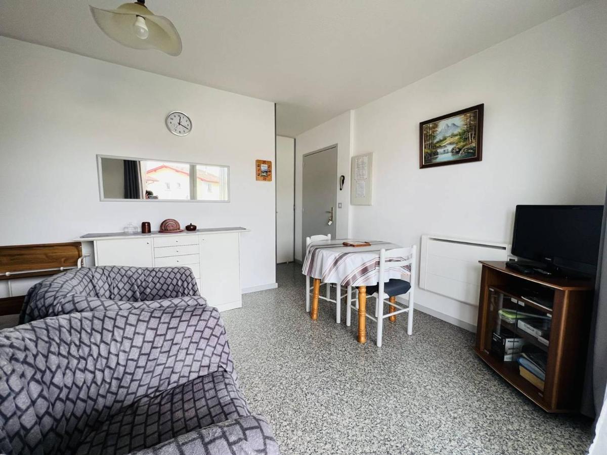 Appartement T1 Lumineux Avec Balcon Ensoleille Et Parking, 2 Couchages, Cambo-Les-Bains - Fr-1-495-16 Екстериор снимка